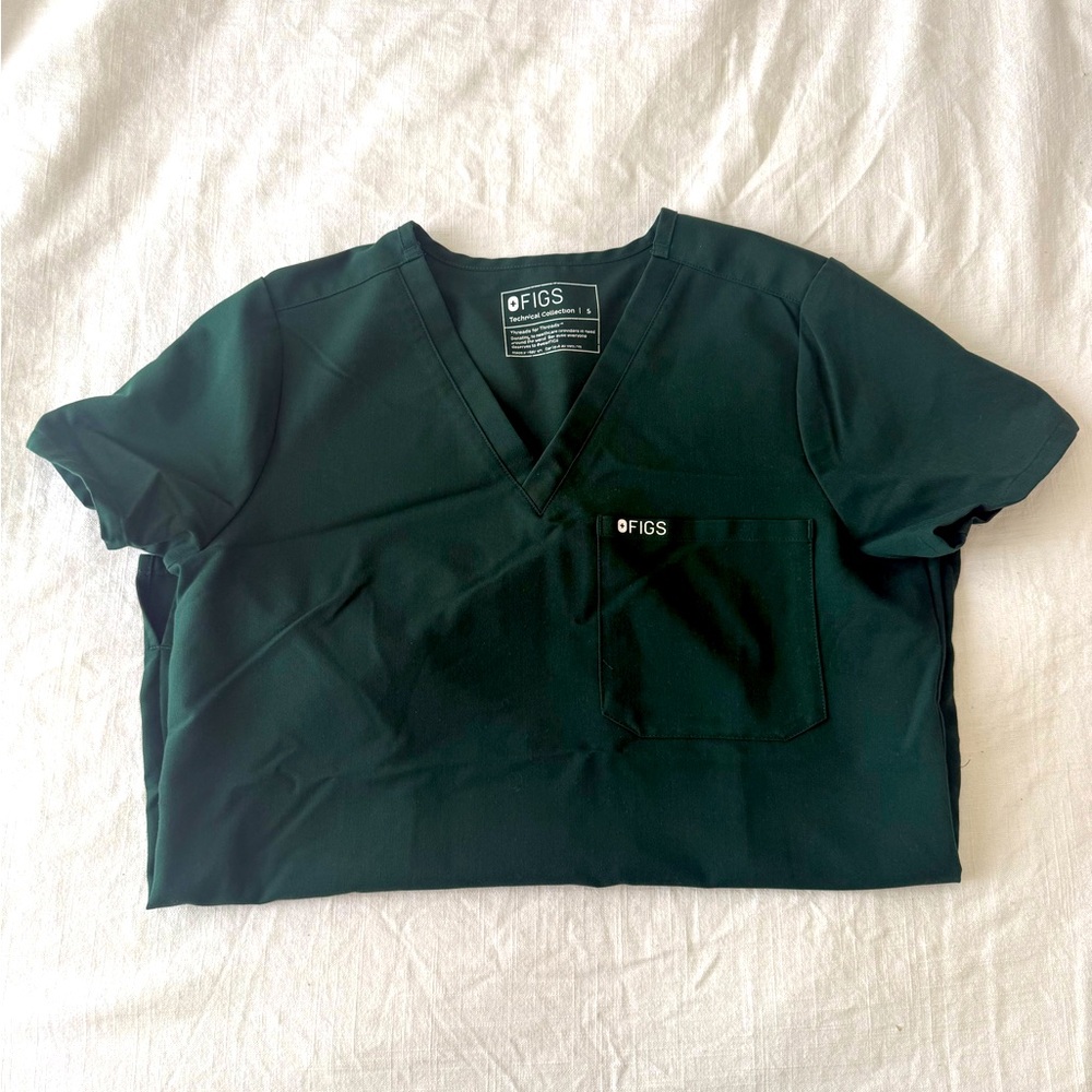 Figs Catarina One Pocket Scrub Top- Small, British Racing Green